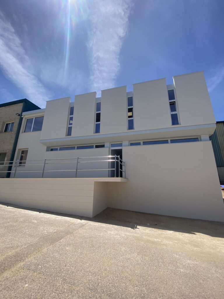 oficina, ampliacion, minimalista, equipamiento